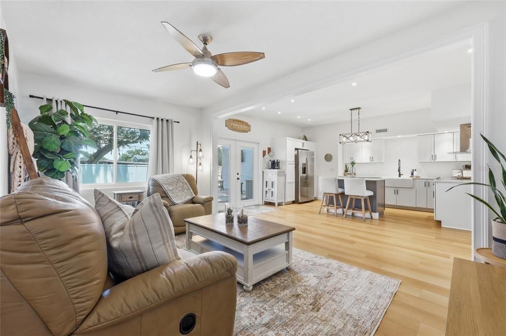 For Sale: $525,000 (3 beds, 2 baths, 1788 Square Feet)