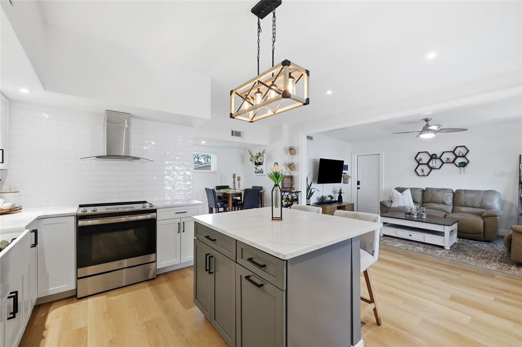 For Sale: $525,000 (3 beds, 2 baths, 1788 Square Feet)