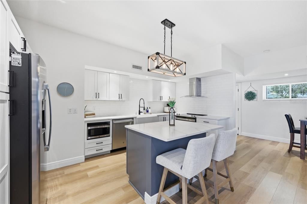 For Sale: $525,000 (3 beds, 2 baths, 1788 Square Feet)