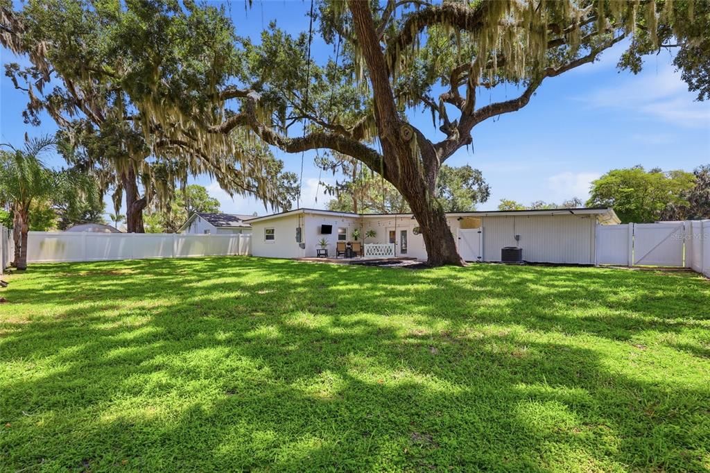 For Sale: $525,000 (3 beds, 2 baths, 1788 Square Feet)