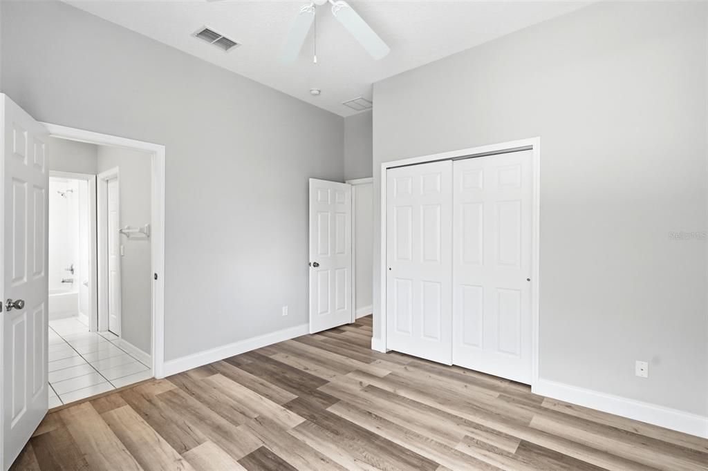 For Sale: $670,000 (5 beds, 3 baths, 2897 Square Feet)