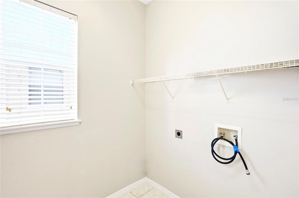 For Sale: $670,000 (5 beds, 3 baths, 2897 Square Feet)