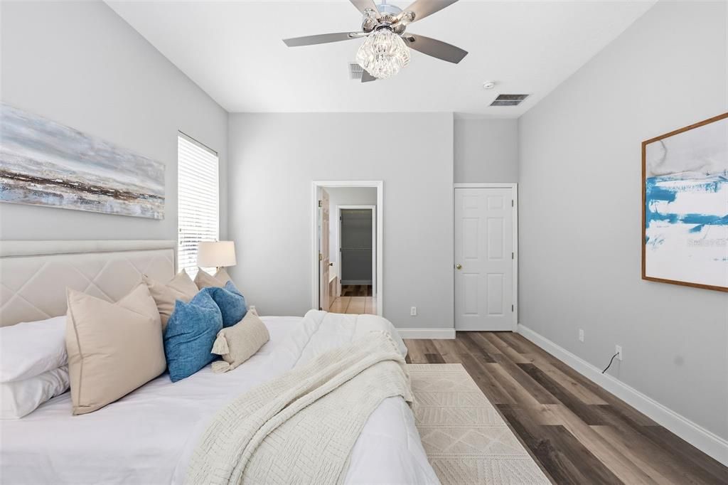 For Sale: $670,000 (5 beds, 3 baths, 2897 Square Feet)