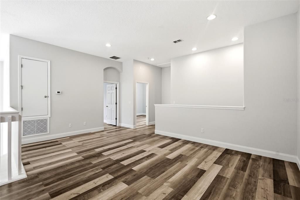 For Sale: $670,000 (5 beds, 3 baths, 2897 Square Feet)