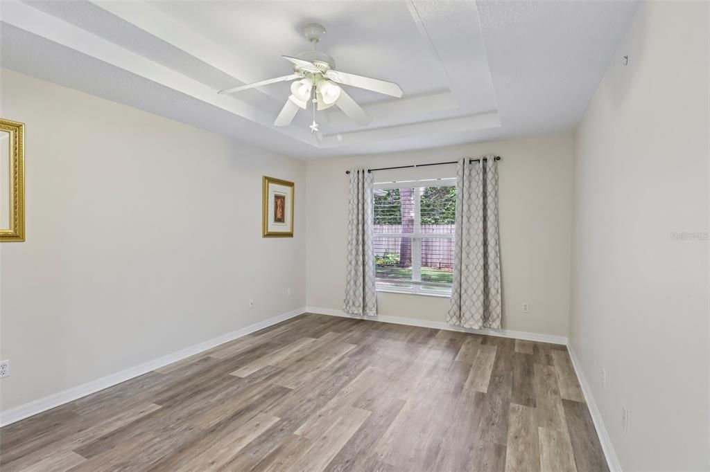 For Sale: $395,000 (3 beds, 2 baths, 1905 Square Feet)