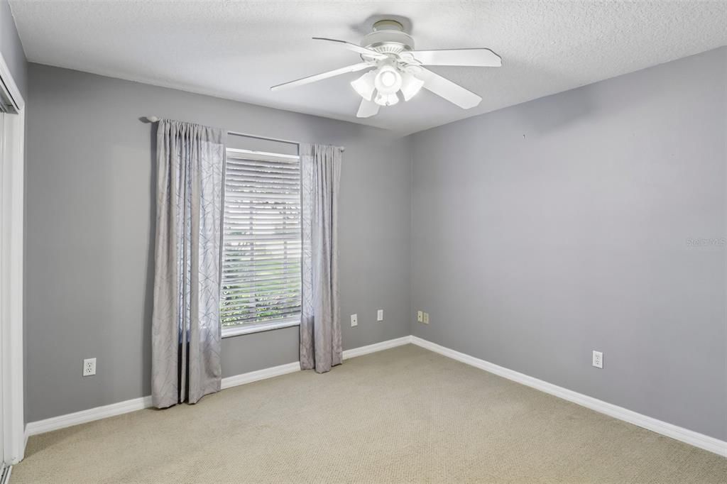 For Sale: $395,000 (3 beds, 2 baths, 1905 Square Feet)