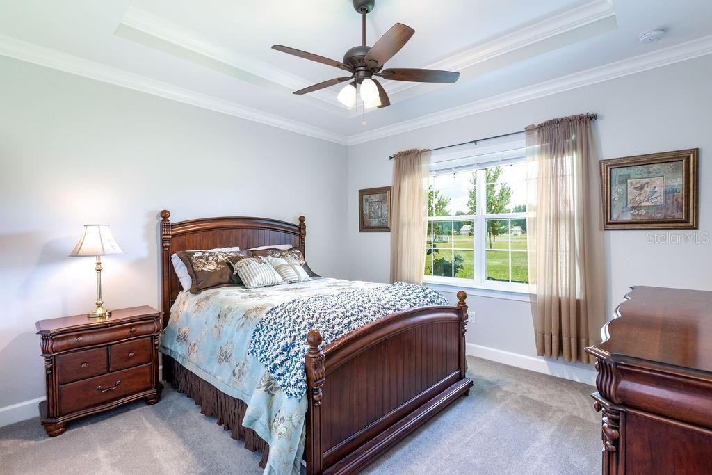 En Venta: $699,900 (3 camas, 2 baños, 2034 Pies cuadrados)