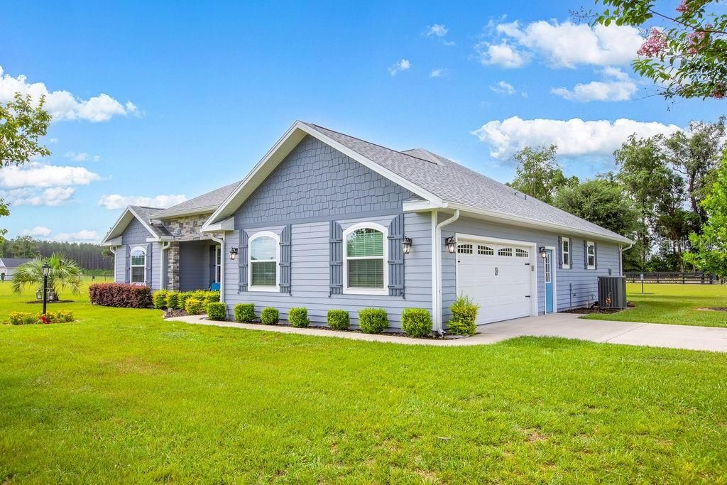 En Venta: $699,900 (3 camas, 2 baños, 2034 Pies cuadrados)