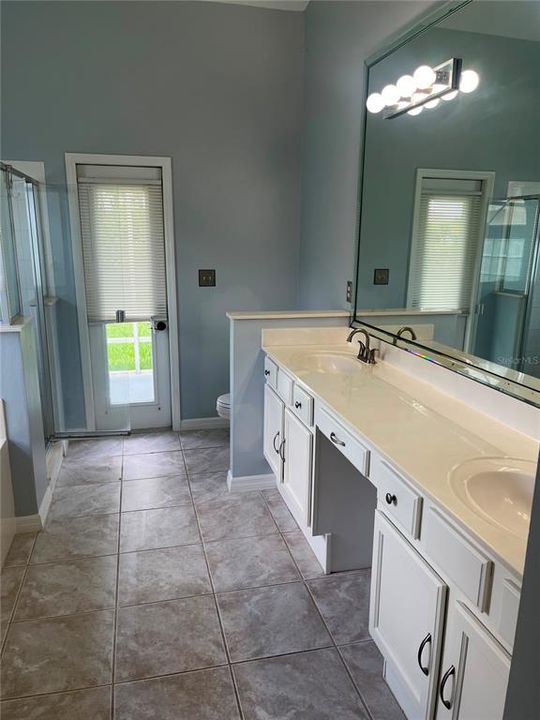 В аренду: $2,800 (3 спален, 2 ванн, 1721 Квадратных фут)