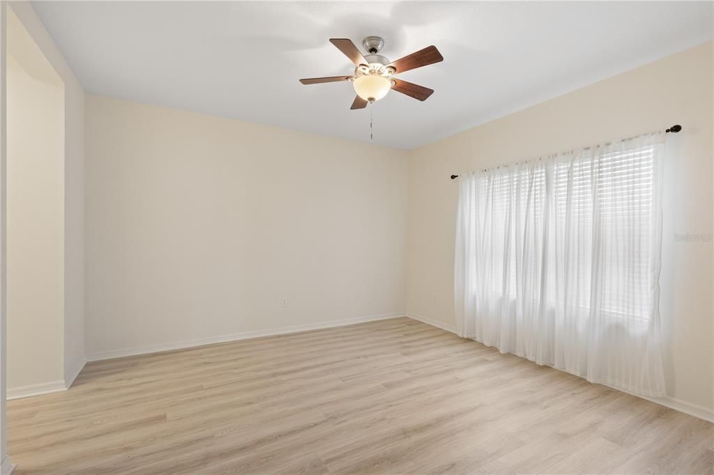 For Rent: $2,200 (2 beds, 2 baths, 1422 Square Feet)