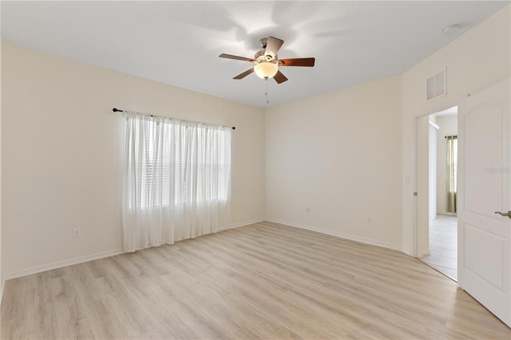 For Rent: $2,200 (2 beds, 2 baths, 1422 Square Feet)
