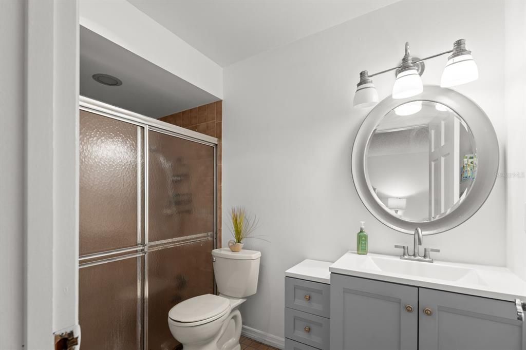 For Sale: $289,900 (3 beds, 2 baths, 1338 Square Feet)