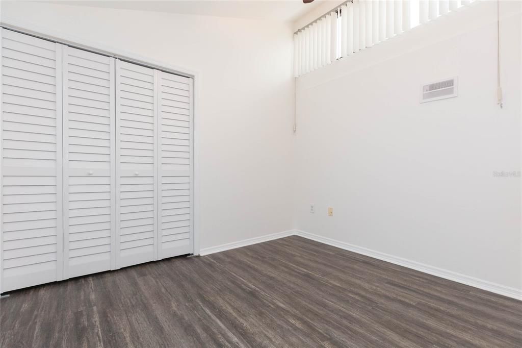 For Sale: $725,000 (4 beds, 3 baths, 1992 Square Feet)