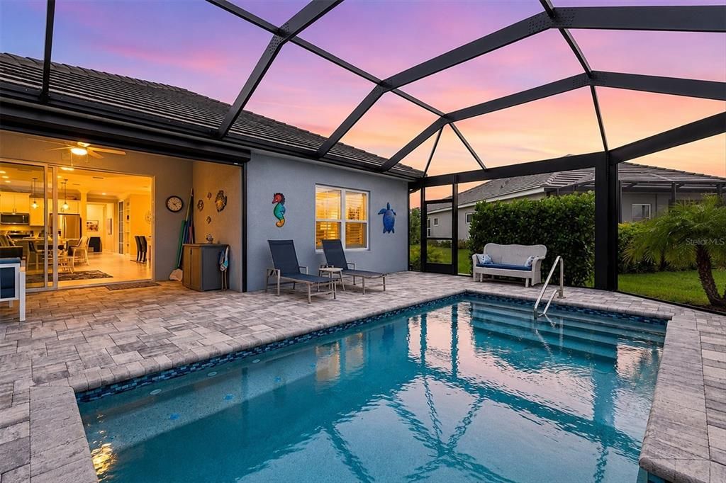 For Sale: $585,000 (3 beds, 2 baths, 1766 Square Feet)