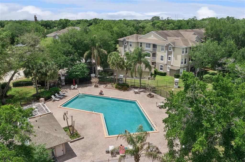 For Sale: $149,900 (2 beds, 2 baths, 1246 Square Feet)