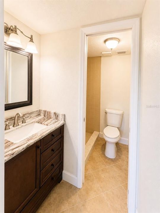 For Sale: $149,900 (2 beds, 2 baths, 1246 Square Feet)