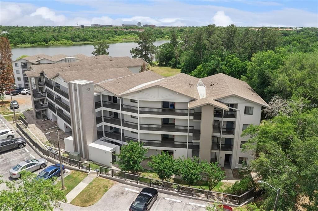 For Sale: $149,900 (2 beds, 2 baths, 1246 Square Feet)