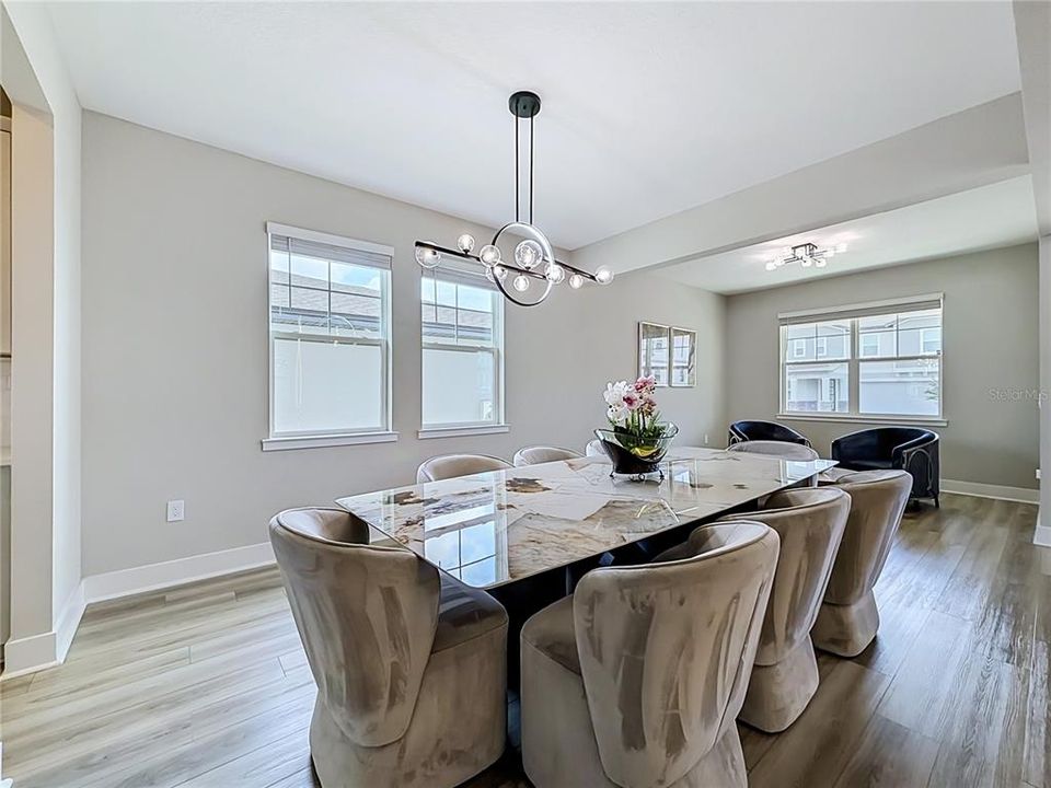 En Venta: $789,000 (5 camas, 4 baños, 3532 Pies cuadrados)