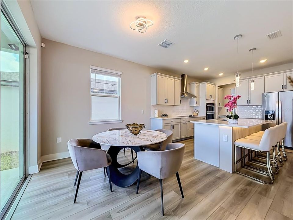 En Venta: $789,000 (5 camas, 4 baños, 3532 Pies cuadrados)