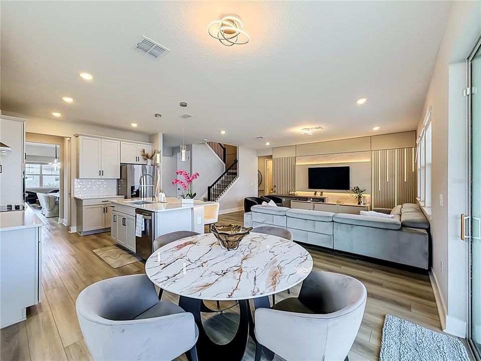 En Venta: $789,000 (5 camas, 4 baños, 3532 Pies cuadrados)