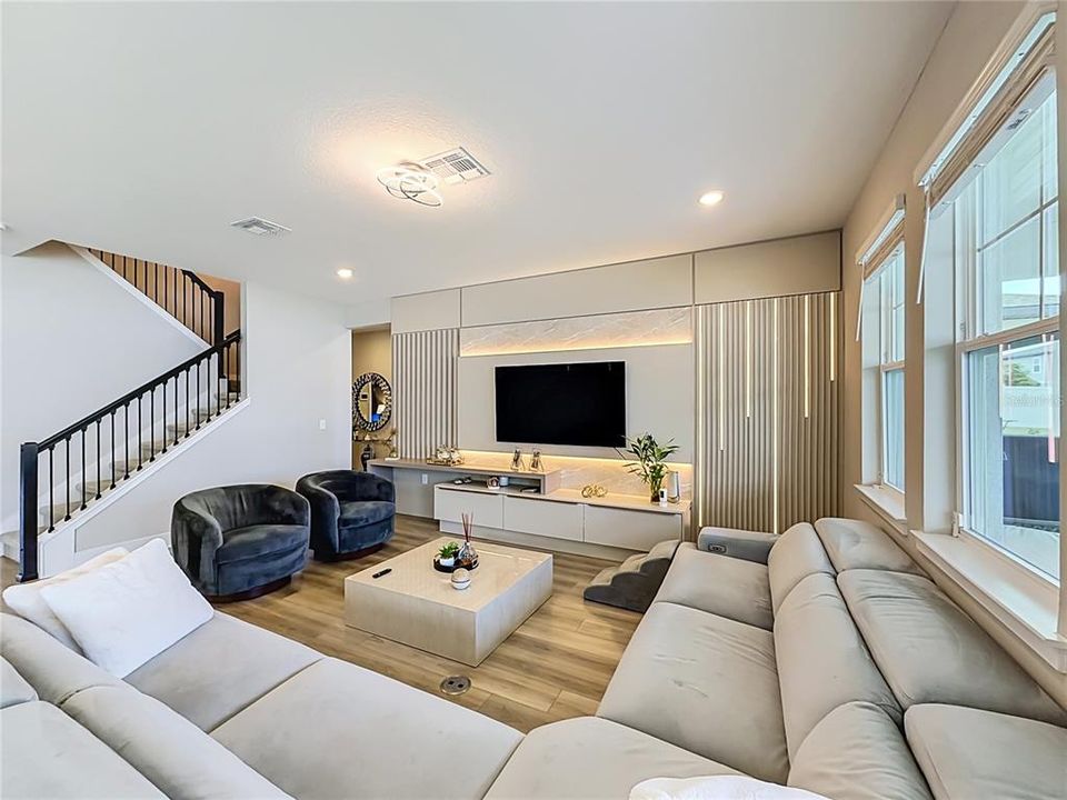 En Venta: $789,000 (5 camas, 4 baños, 3532 Pies cuadrados)