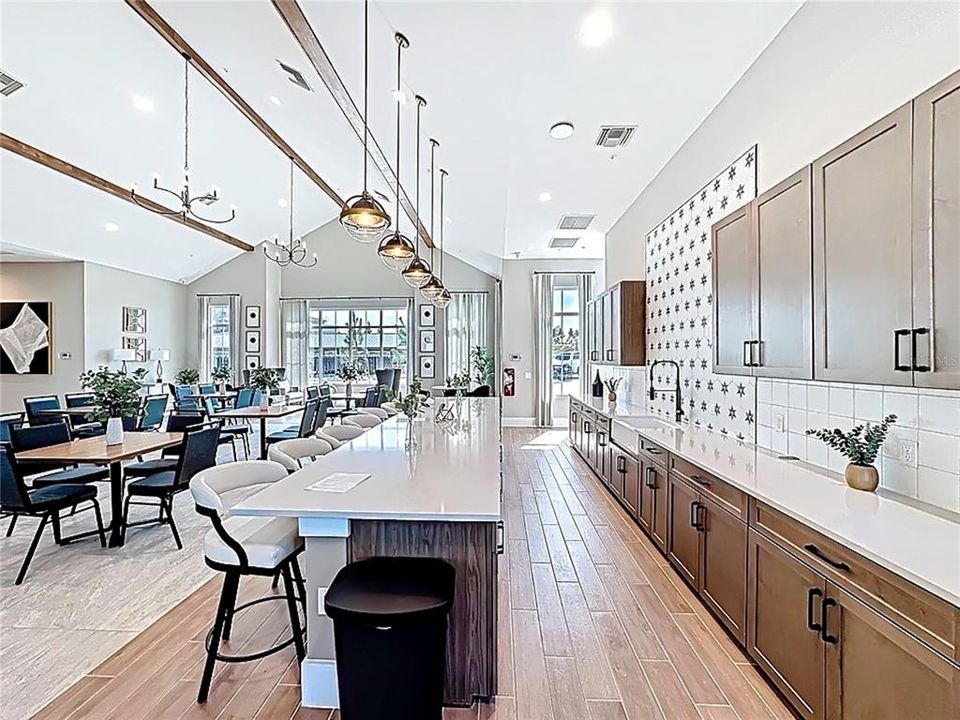 En Venta: $789,000 (5 camas, 4 baños, 3532 Pies cuadrados)