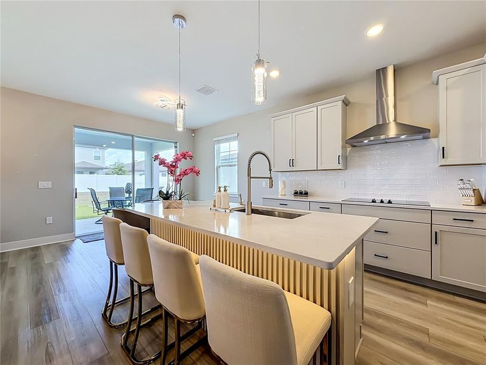 En Venta: $789,000 (5 camas, 4 baños, 3532 Pies cuadrados)