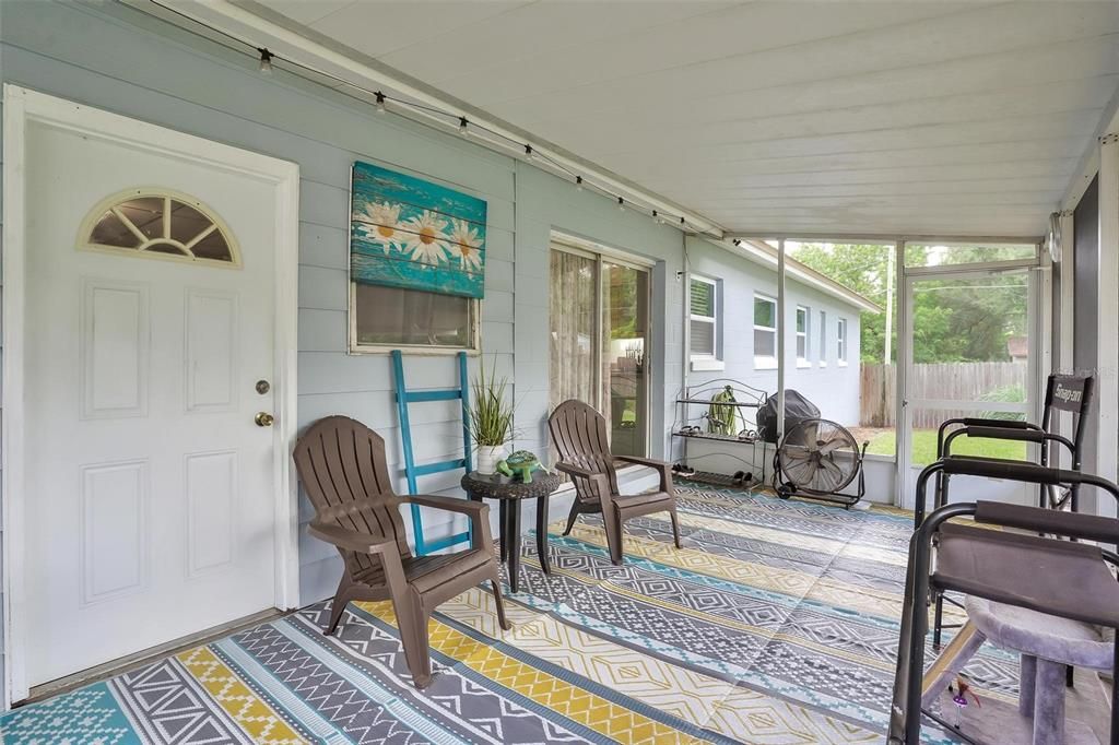 For Sale: $225,000 (4 beds, 1 baths, 1462 Square Feet)