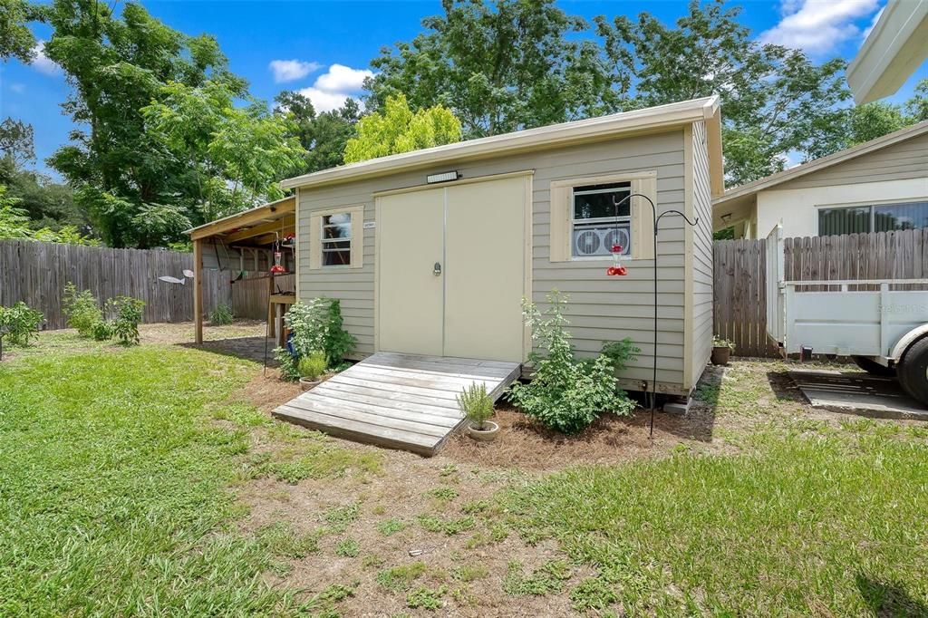 For Sale: $225,000 (4 beds, 1 baths, 1462 Square Feet)