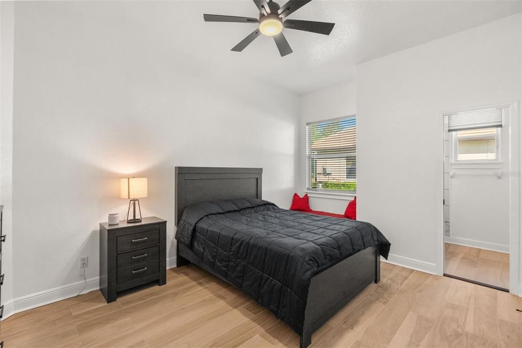 For Sale: $1,170,000 (4 beds, 3 baths, 2824 Square Feet)