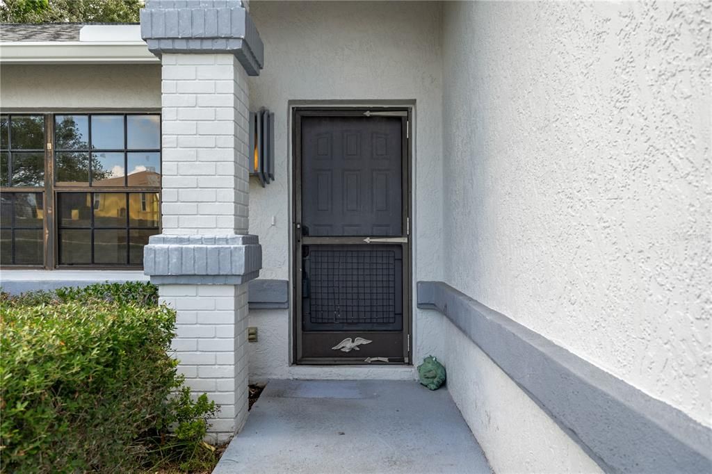 For Sale: $260,000 (3 beds, 2 baths, 1144 Square Feet)