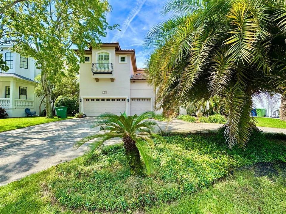 For Rent: $8,000 (4 beds, 4 baths, 3844 Square Feet)
