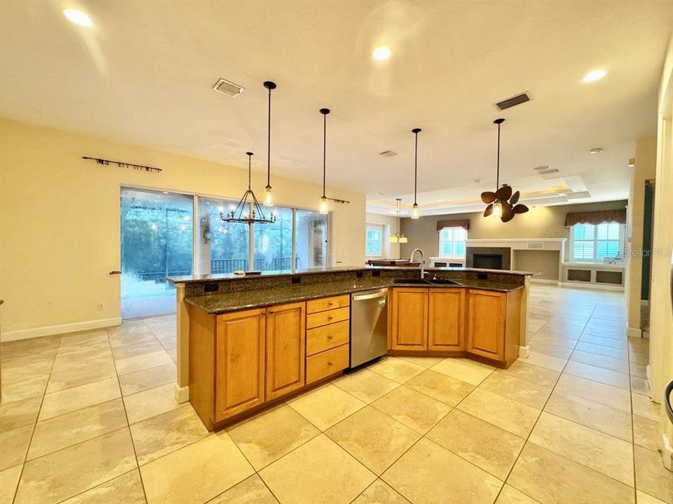 For Rent: $8,000 (4 beds, 4 baths, 3844 Square Feet)