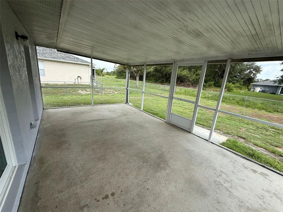 For Rent: $1,750 (3 beds, 2 baths, 1234 Square Feet)