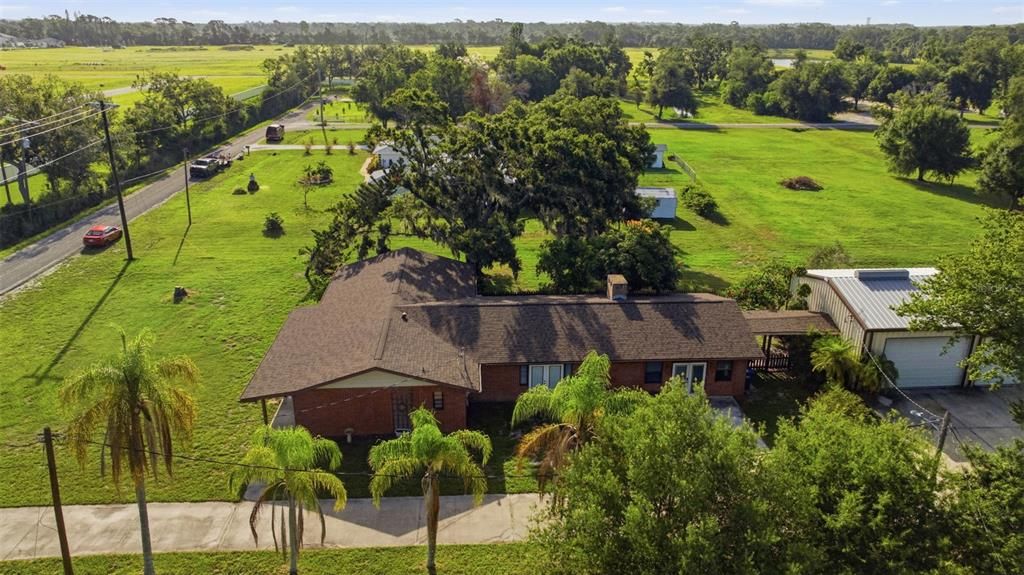 Activo con contrato: $579,000 (4 camas, 2 baños, 2058 Pies cuadrados)