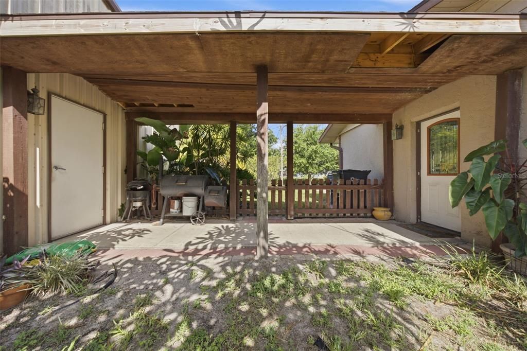 Activo con contrato: $579,000 (4 camas, 2 baños, 2058 Pies cuadrados)