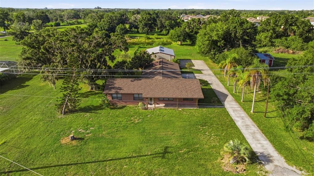 Activo con contrato: $579,000 (4 camas, 2 baños, 2058 Pies cuadrados)