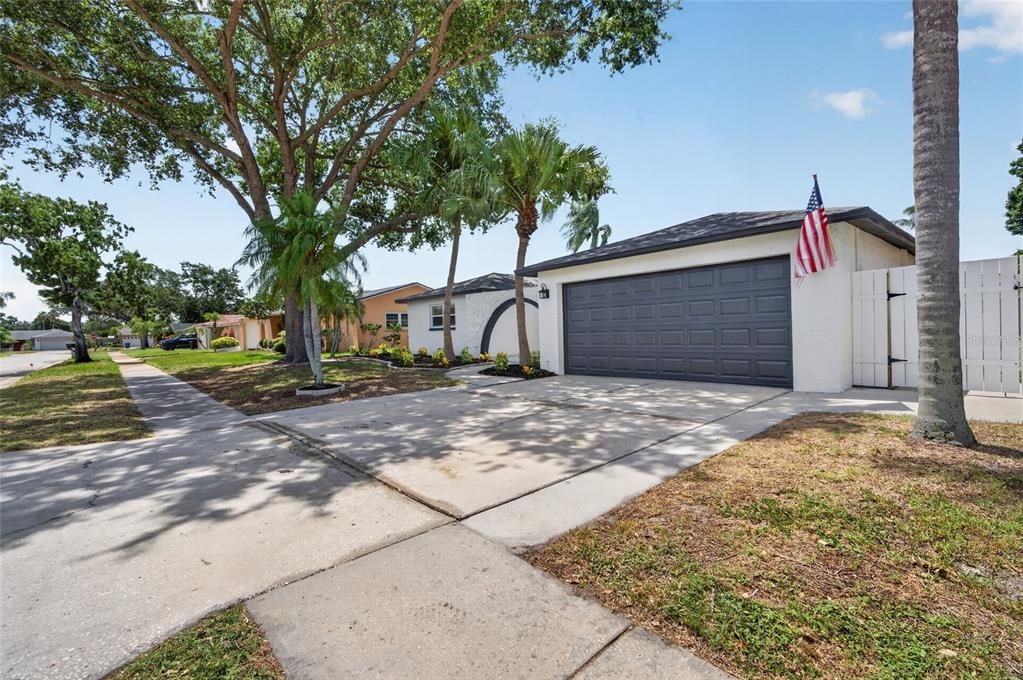 For Sale: $719,000 (3 beds, 2 baths, 2030 Square Feet)