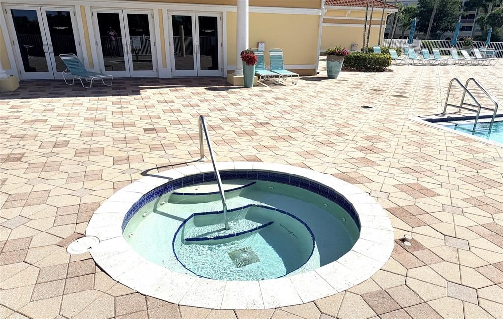 For Rent: $2,100 (3 beds, 2 baths, 1498 Square Feet)