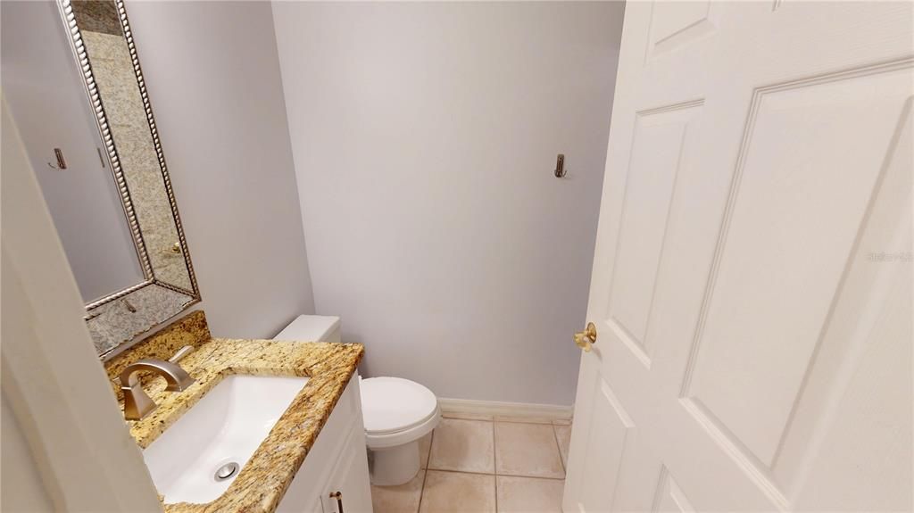For Rent: $2,100 (3 beds, 2 baths, 1498 Square Feet)