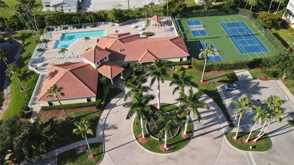 For Rent: $2,100 (3 beds, 2 baths, 1498 Square Feet)