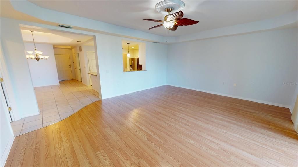 For Rent: $2,100 (3 beds, 2 baths, 1498 Square Feet)