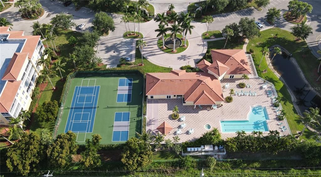 For Rent: $2,100 (3 beds, 2 baths, 1498 Square Feet)