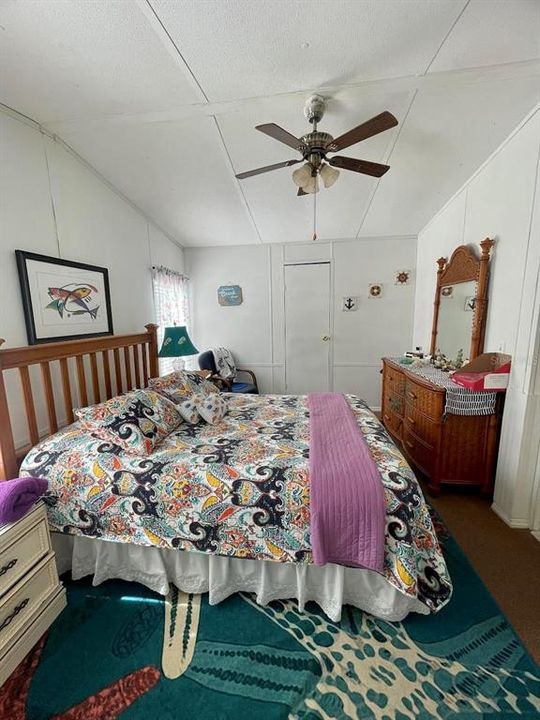 For Sale: $140,000 (2 beds, 2 baths, 960 Square Feet)