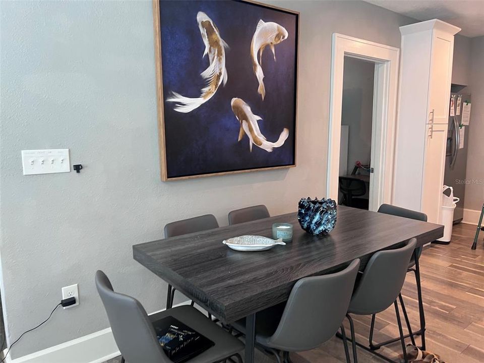 En Venta: $480,000 (3 camas, 2 baños, 1400 Pies cuadrados)