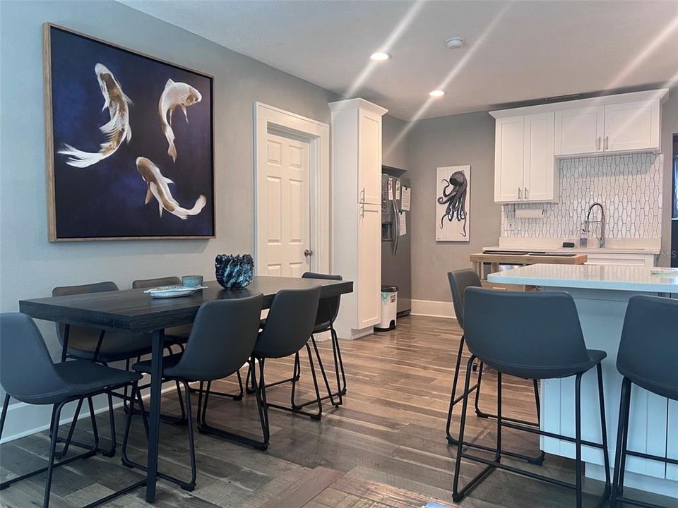 En Venta: $480,000 (3 camas, 2 baños, 1400 Pies cuadrados)