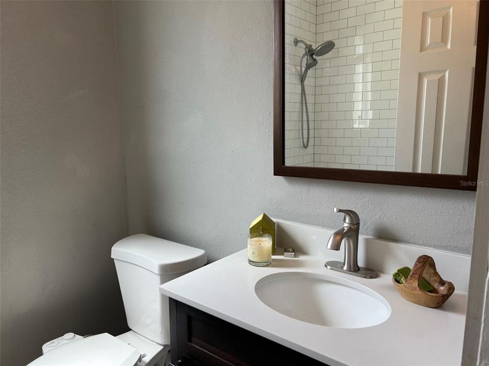 En Venta: $480,000 (3 camas, 2 baños, 1400 Pies cuadrados)
