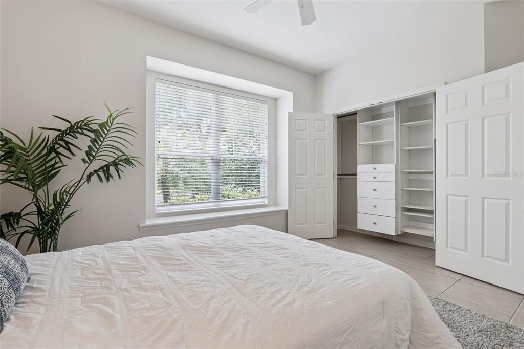 For Sale: $370,000 (3 beds, 2 baths, 1863 Square Feet)