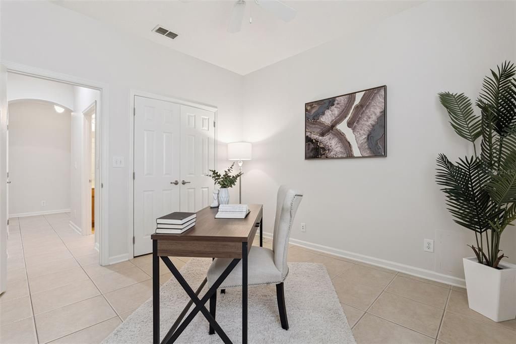 For Sale: $370,000 (3 beds, 2 baths, 1863 Square Feet)