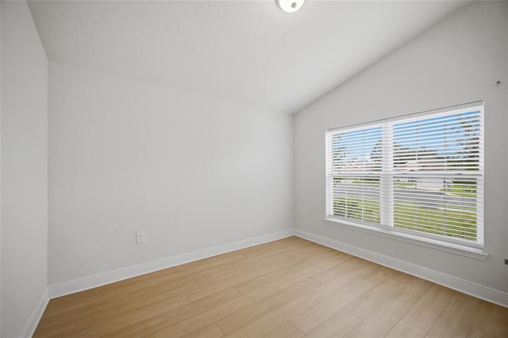 For Sale: $345,000 (4 beds, 2 baths, 1825 Square Feet)